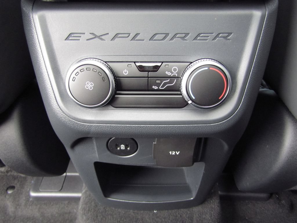 New 2026 Ford Explorer Active w/ Active Comfort Package AWD/4WD image 19
