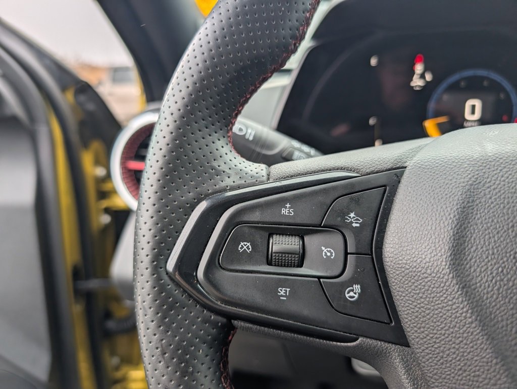 Used 2024 Chevrolet Trax RS w/ Driver Confidence Package image 11