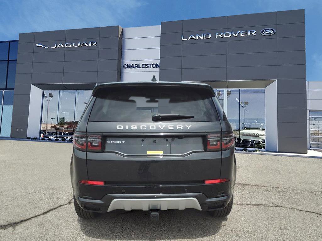 Used 2025 Land Rover Discovery Sport S image 4