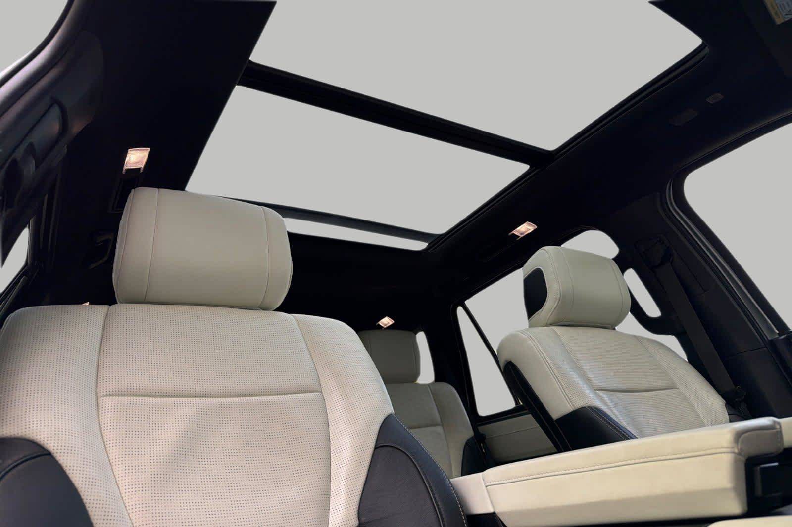 Used 2023 Toyota Sequoia Capstone AWD/4WD image 20