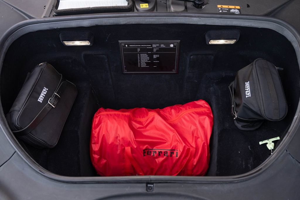 Certified 2021 Ferrari F8 Tributo image 11