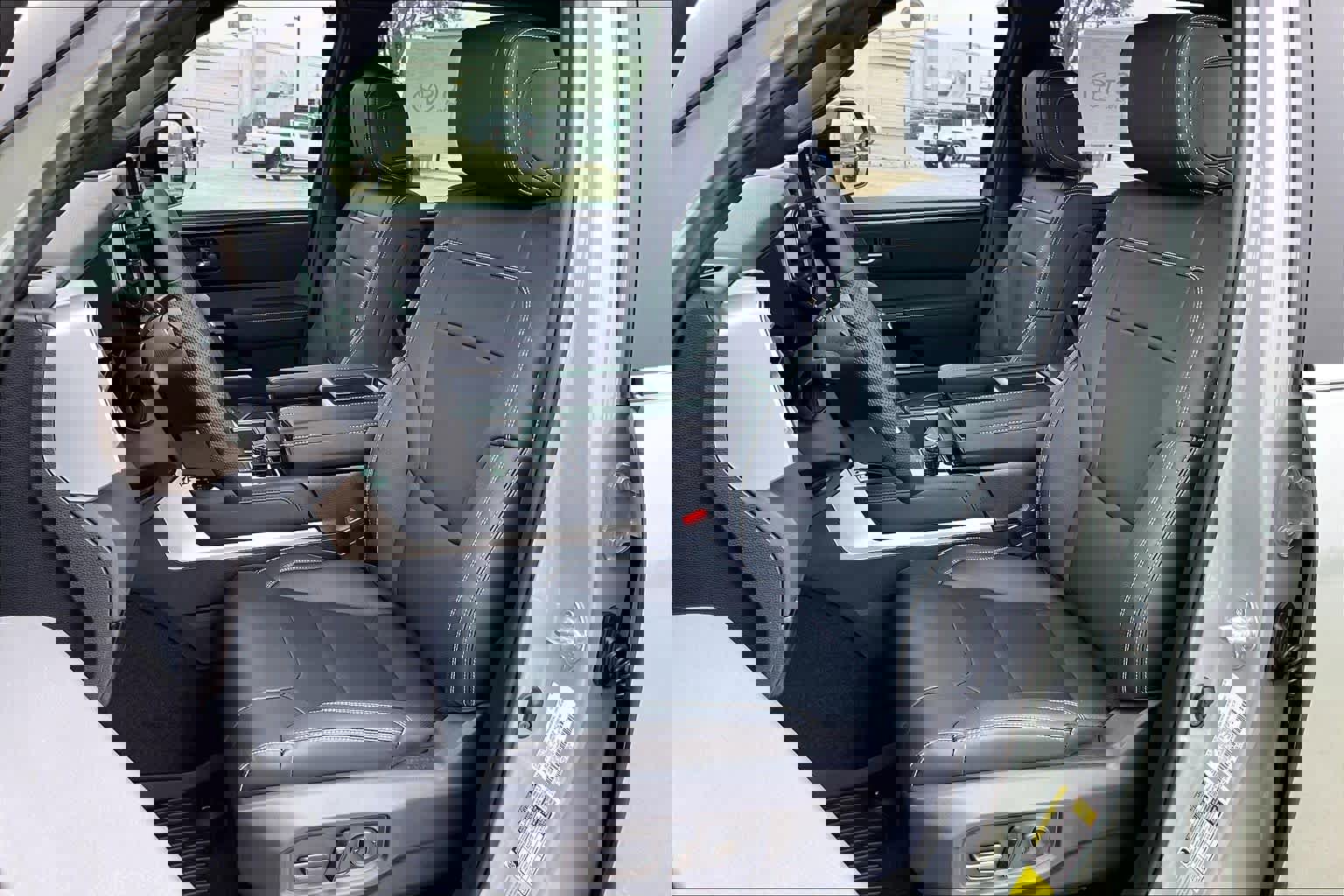 New 2026 Toyota Tundra Limited image 9