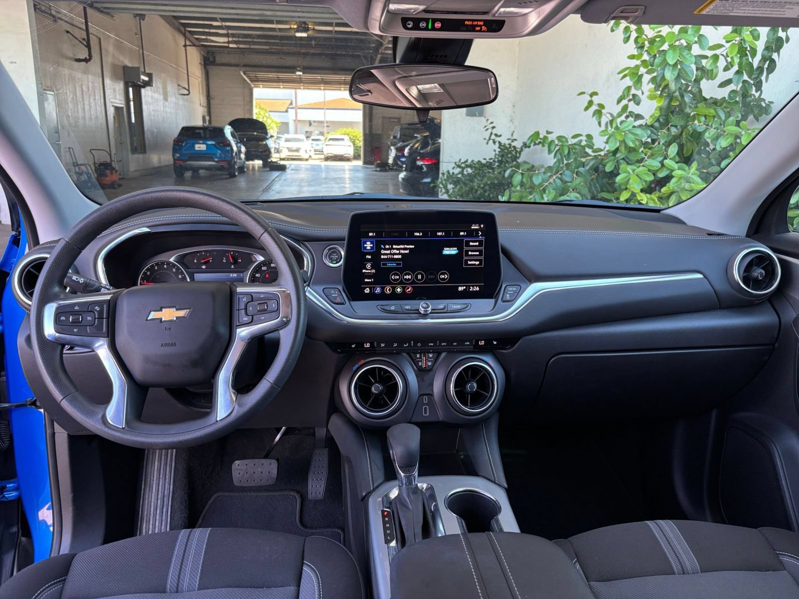 Used 2025 Chevrolet Blazer LT FWD image 34