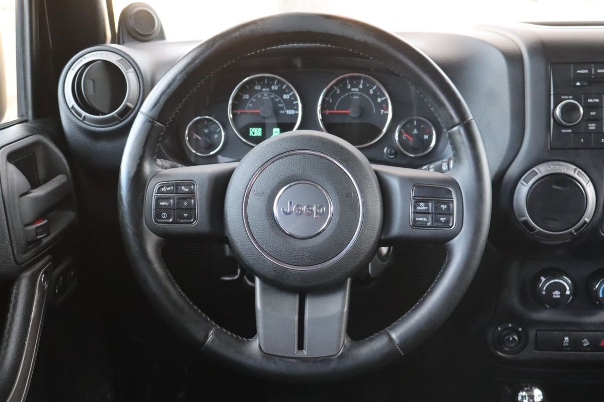 Used 2012 Jeep Wrangler Unlimited Sport image 19