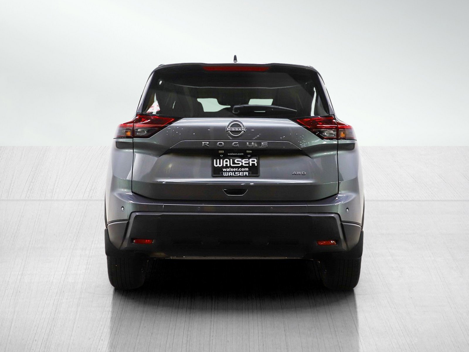 Used 2026 Nissan Rogue SV image 4