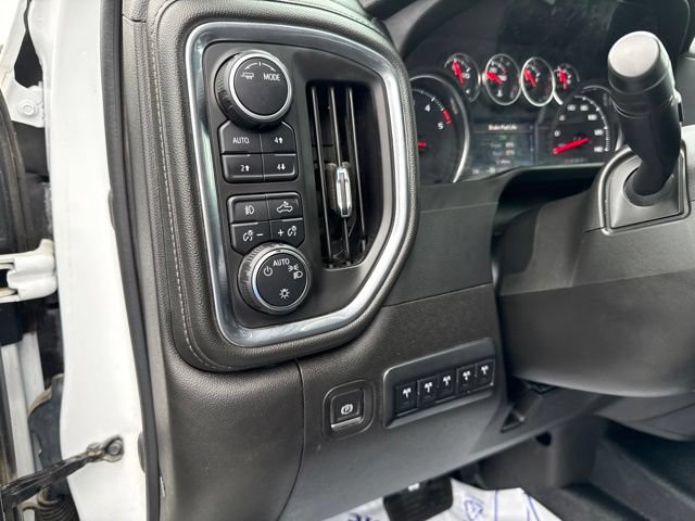 Used 2022 Chevrolet Silverado 3500 LT w/ Convenience Package AWD/4WD image 23