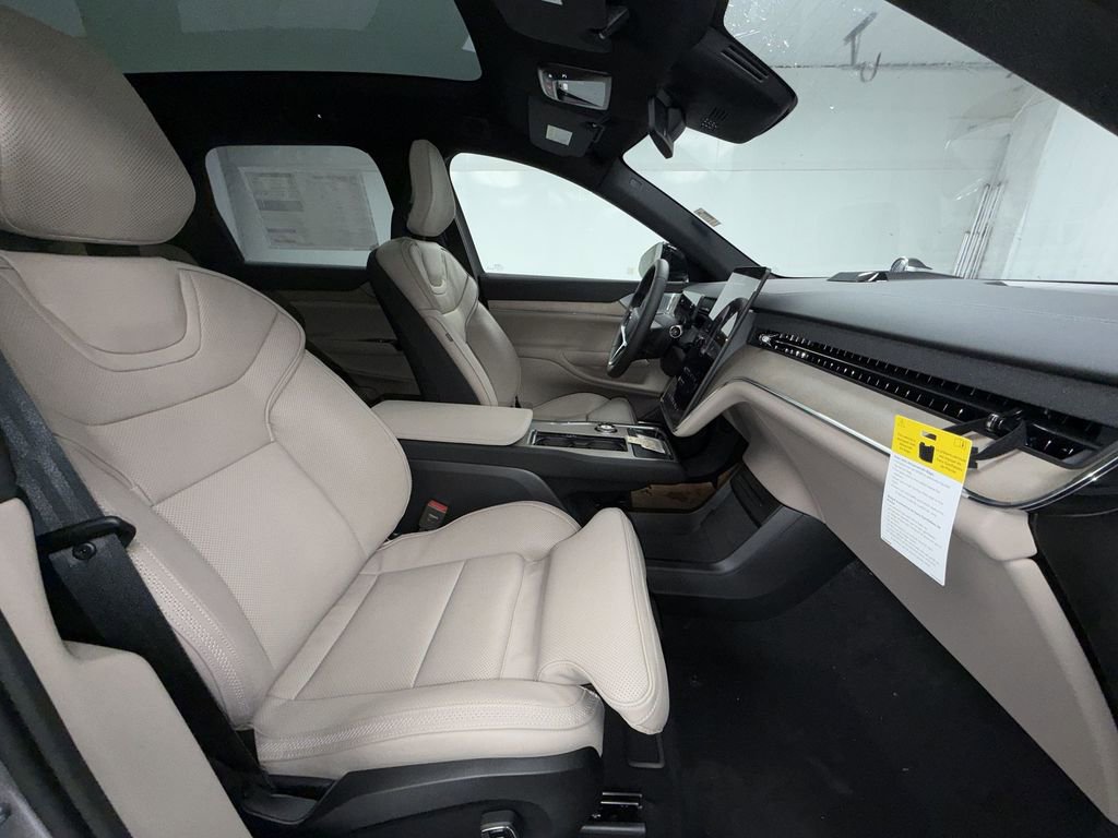 New 2026 Volvo EX90 Ultra image 11