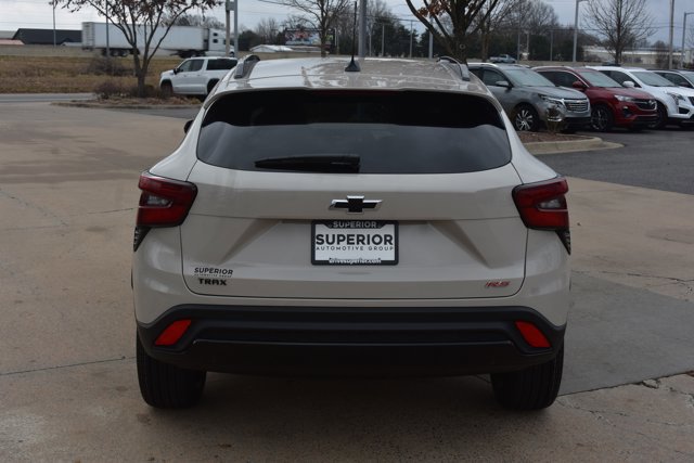New 2026 Chevrolet Trax RS w/ Sunroof Package image 6