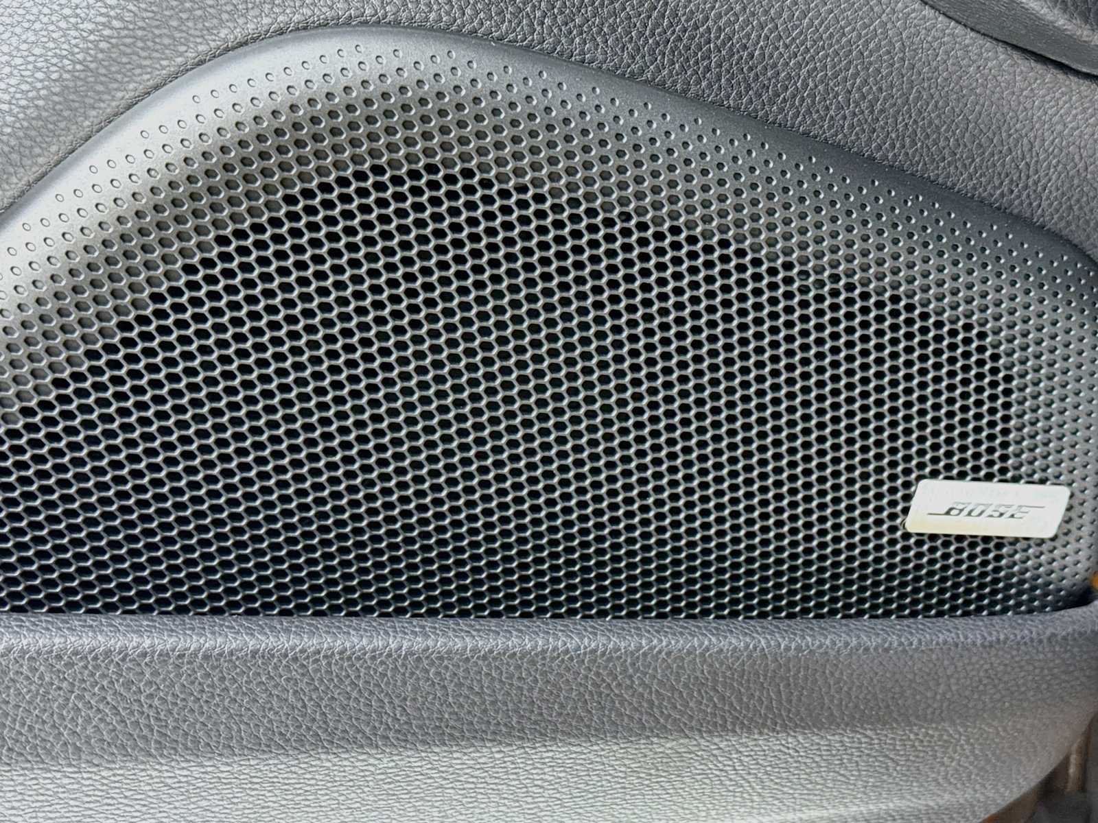 Used 2026 Porsche Panamera RWD image 12