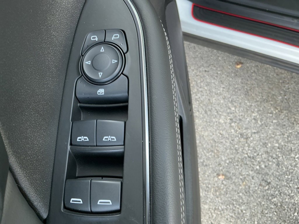 Used 2023 Buick Envision Essence w/ Sport Touring Package image 25