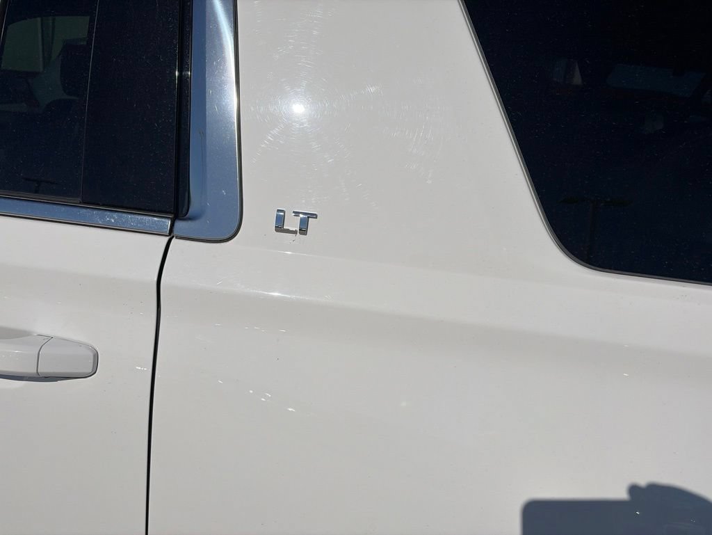 Used 2015 Chevrolet Suburban LT w/ Max Trailering Package AWD/4WD image 6