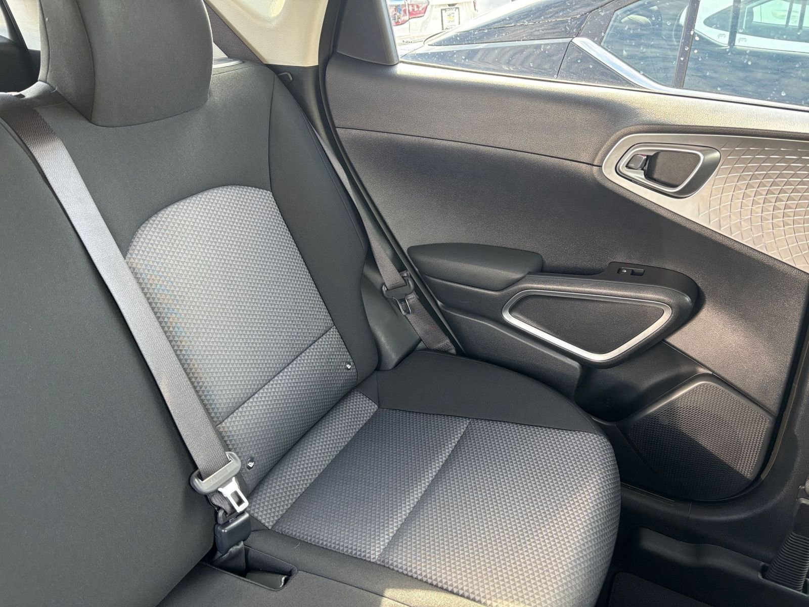 Used 2025 Kia Soul LX w/ LX Technology Package image 35