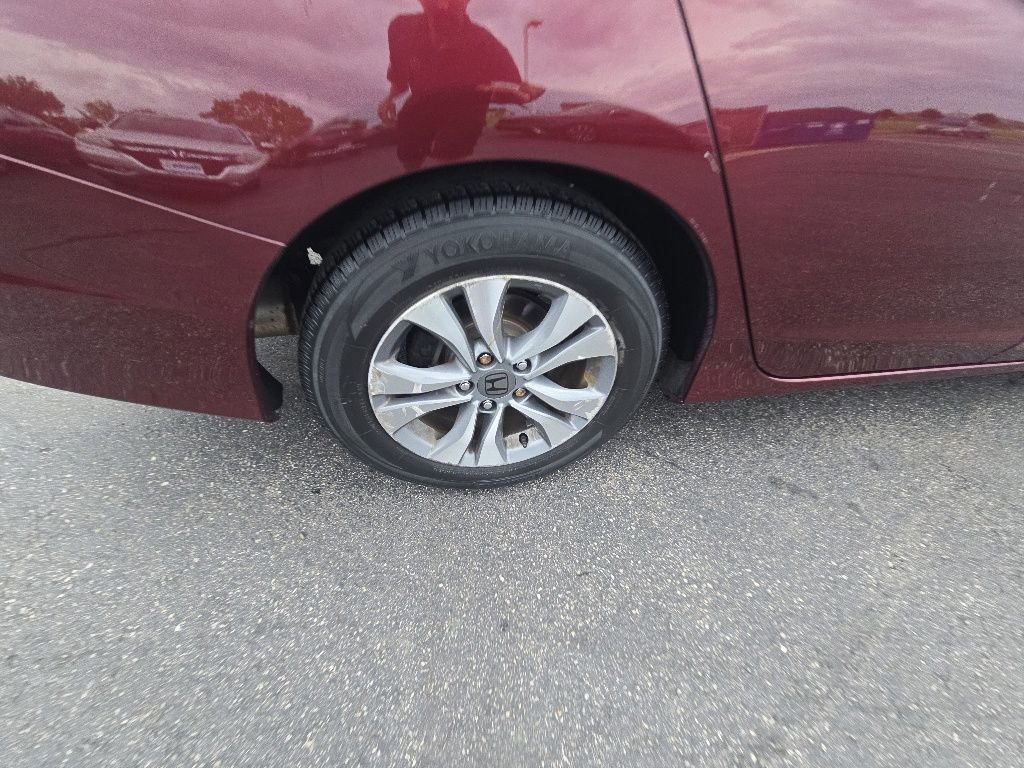 Used 2015 Honda Accord LX image 9