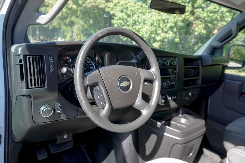 Used 2017 Chevrolet Express 3500 LT w/ LT Preferred Equipment Group RWD image 46
