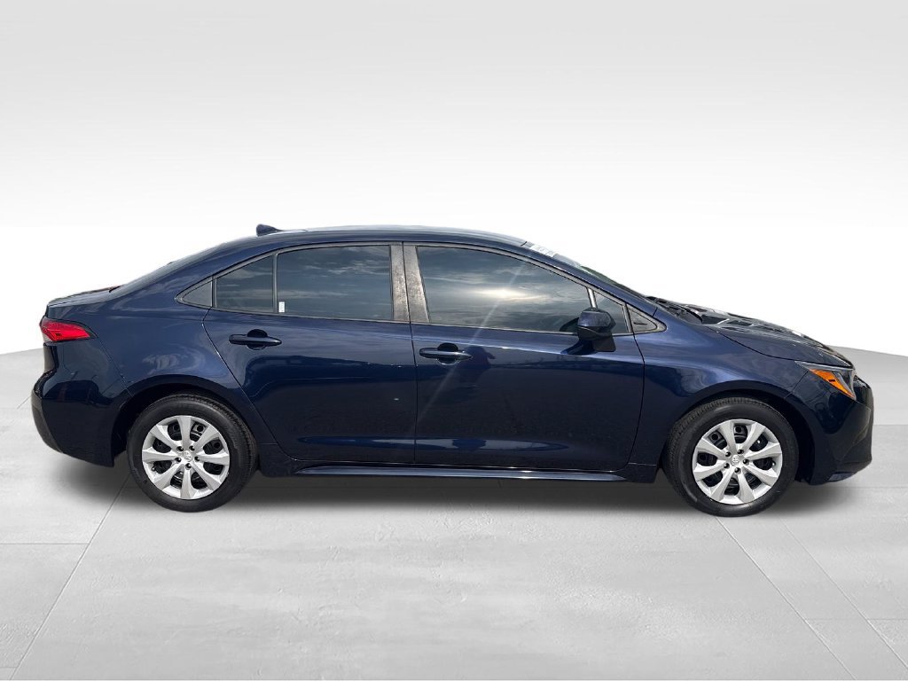 Used 2024 Toyota Corolla LE FWD image 6