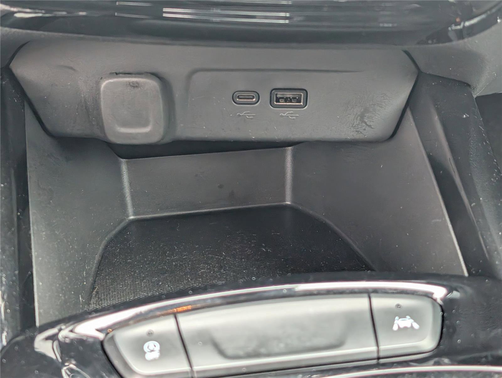 Used 2024 Chevrolet Trax ACTIV w/ Driver Confidence Package FWD image 26