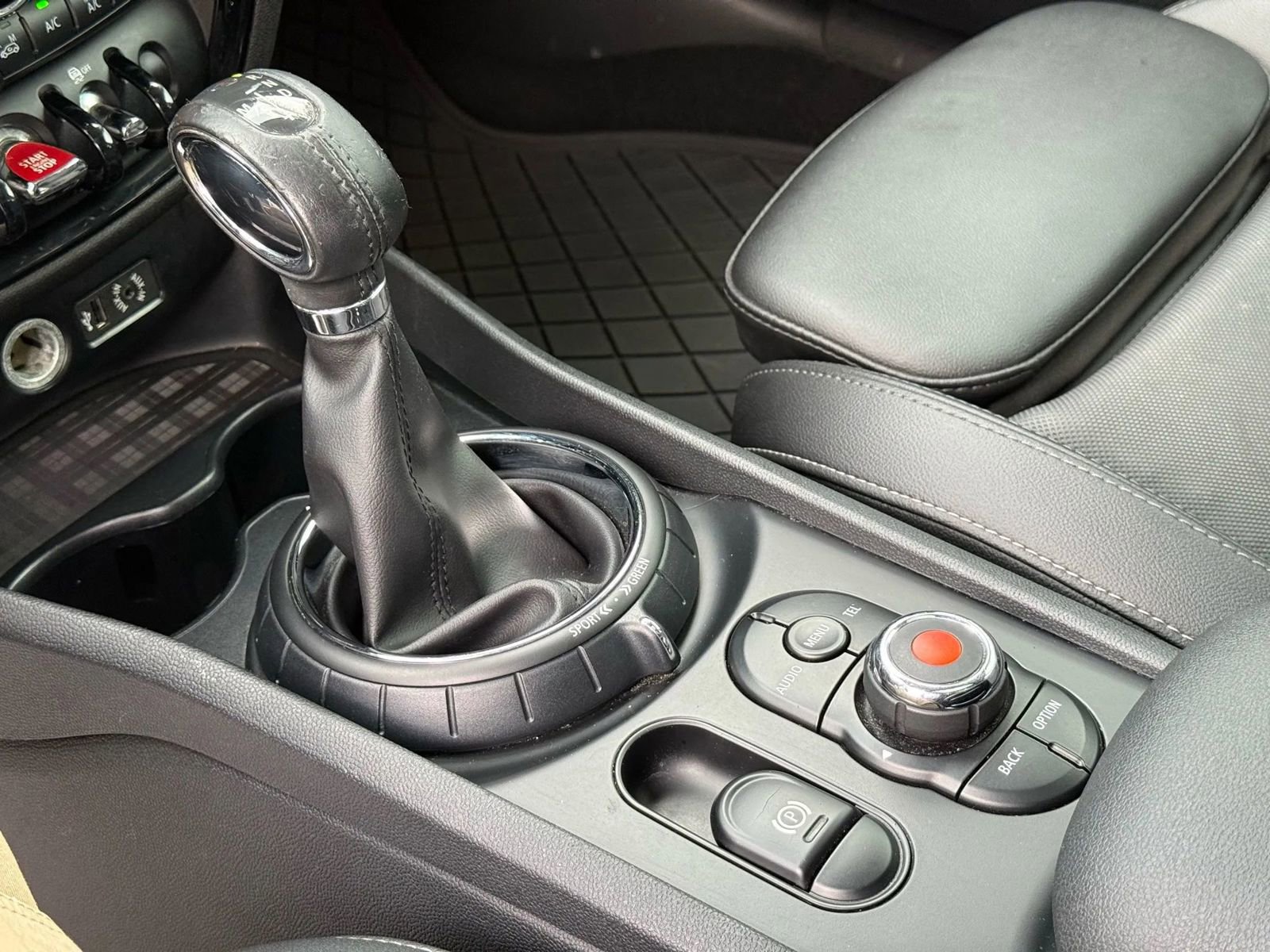 Used 2017 MINI Cooper Clubman S image 21