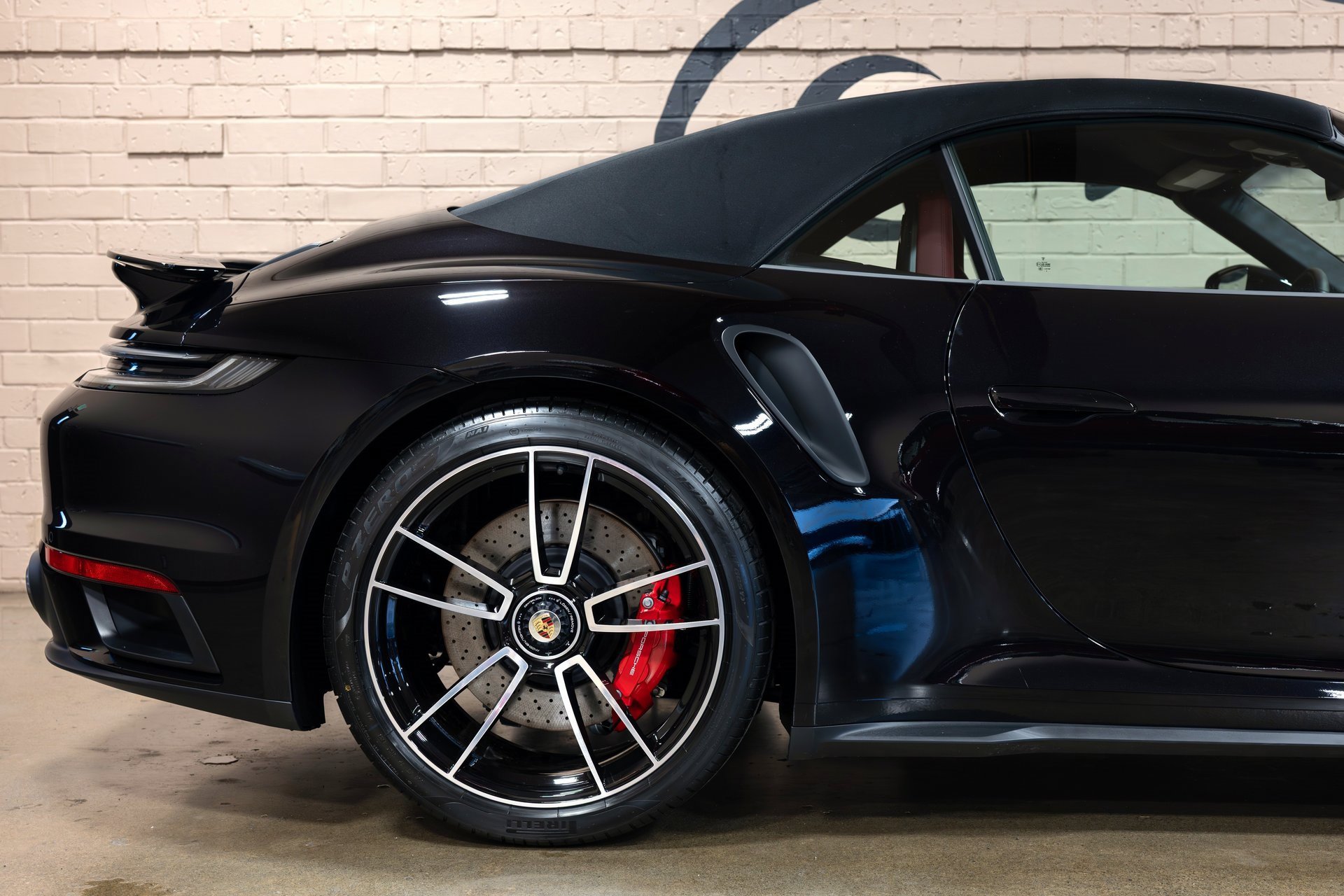 Used 2024 Porsche 911 Turbo image 25
