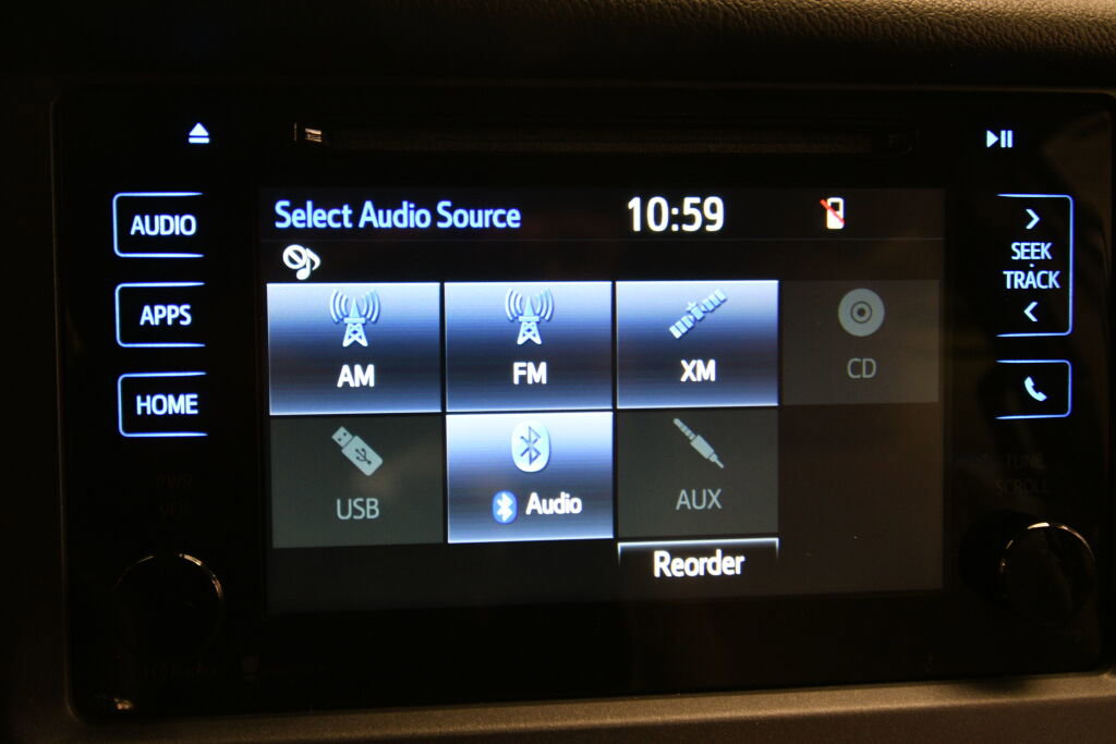 Used 2015 Toyota Sienna LE image 14