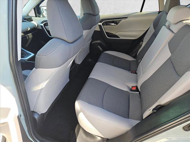 Used 2022 Toyota RAV4 XLE image 19