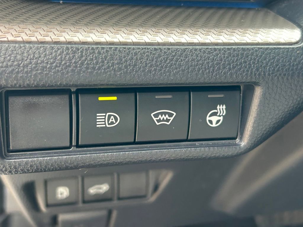 Used 2024 Toyota Prius Limited image 27