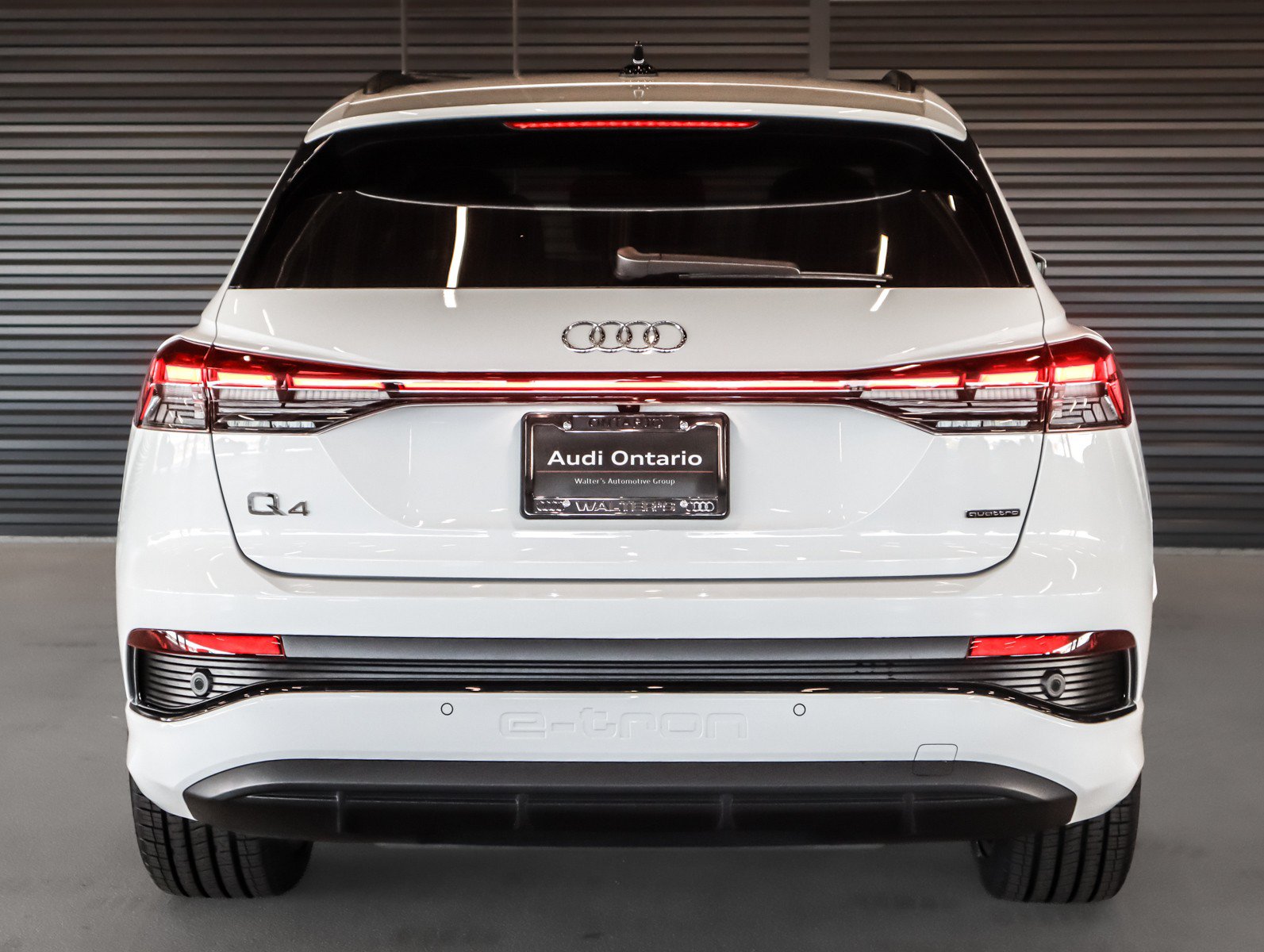 Certified 2025 Audi Q4 e-tron Prestige w/ Black Optic Package AWD/4WD image 13