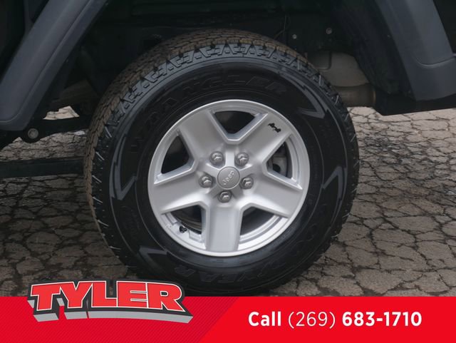 Used 2020 Jeep Gladiator Sport w/ Quick Order Package 24S AWD/4WD image 41
