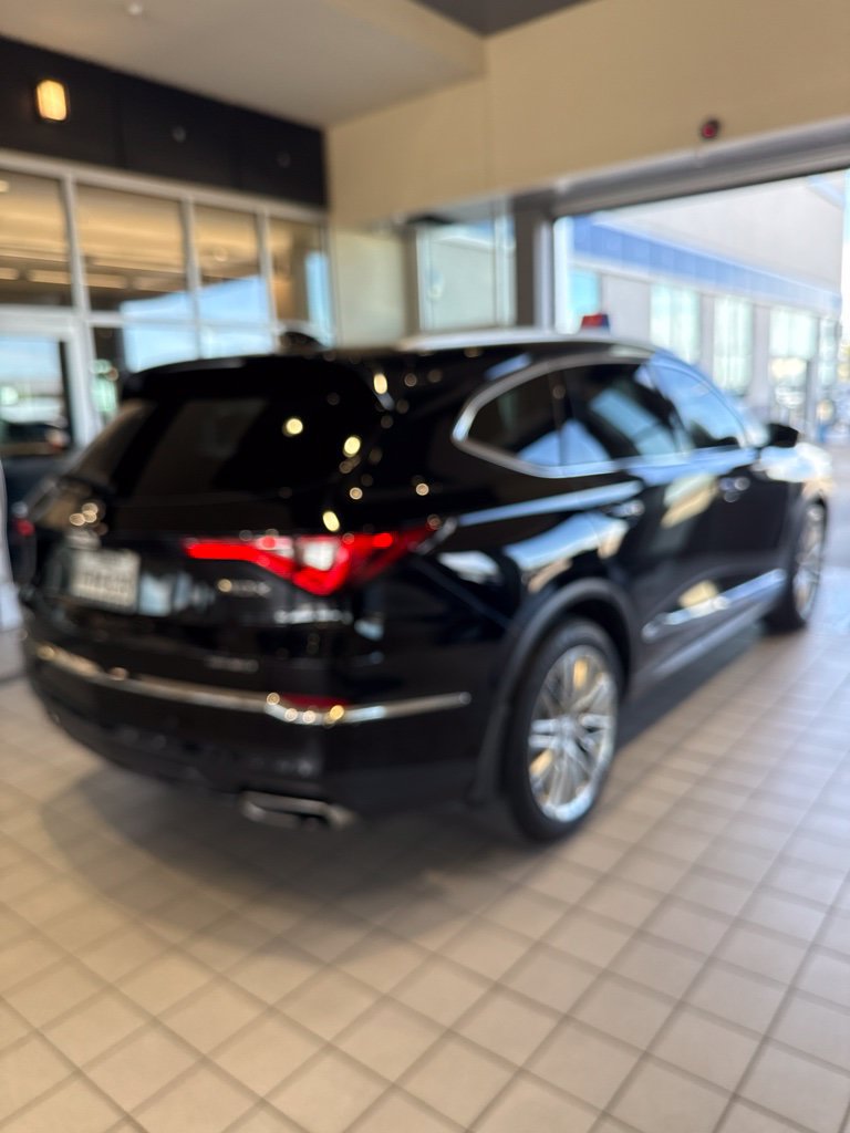 Used 2024 Acura MDX w/ Advance Package AWD/4WD image 4