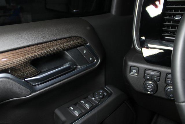 Used 2025 Chevrolet Silverado 1500 LT image 22