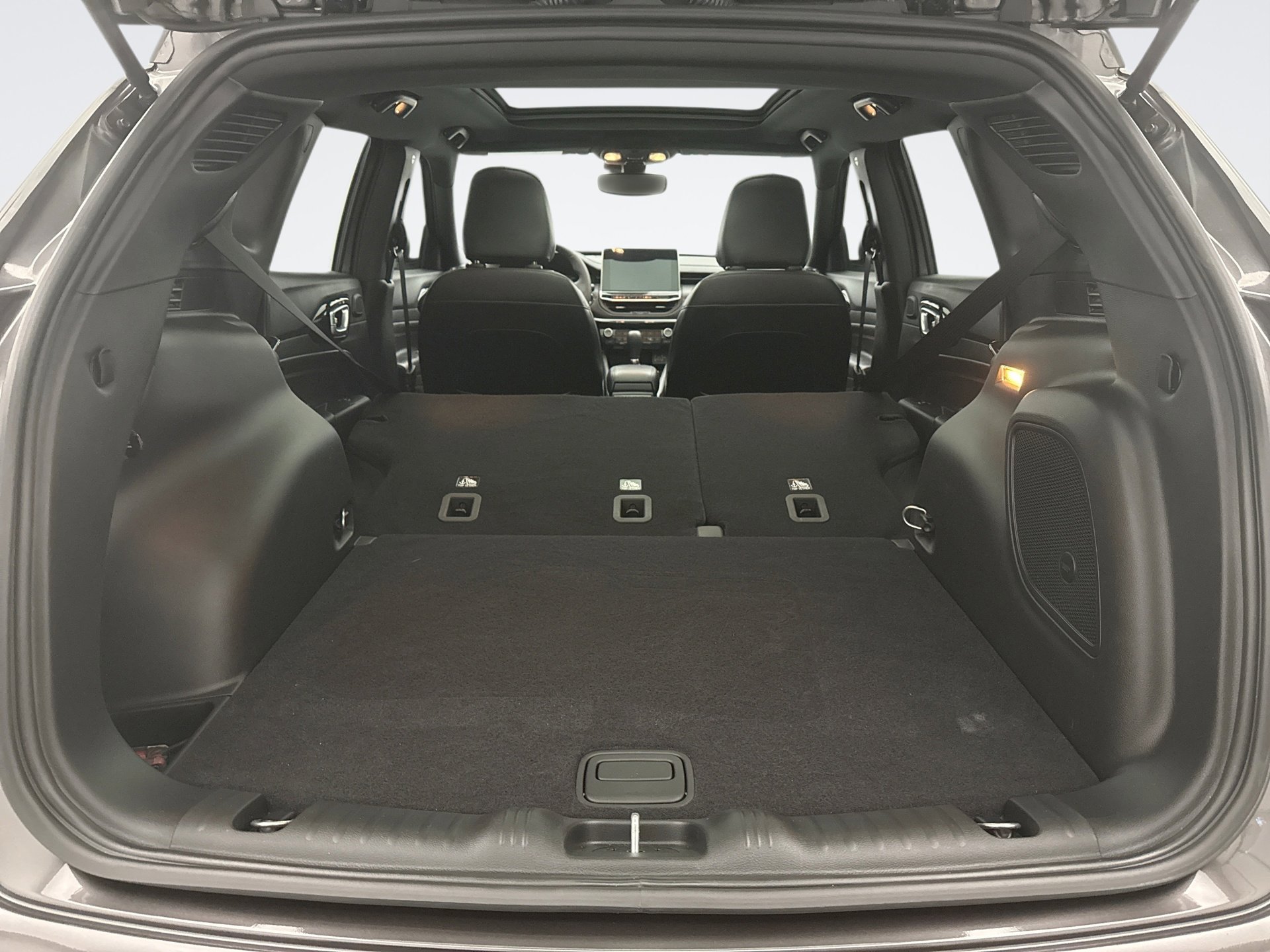 Used 2023 Jeep Compass Trailhawk w/ Sun and Sound Group image 22