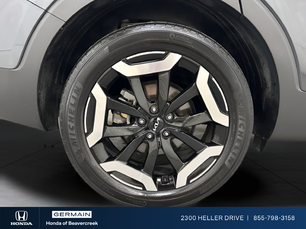 Used 2023 Kia Telluride EX w/ EX Captain's Chair Package AWD/4WD image 28