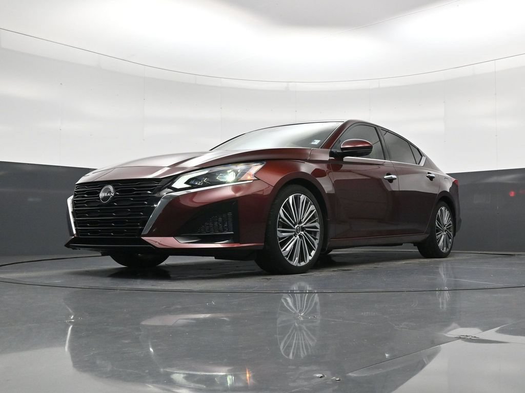 Certified 2024 Nissan Altima 2.5 SL FWD image 21