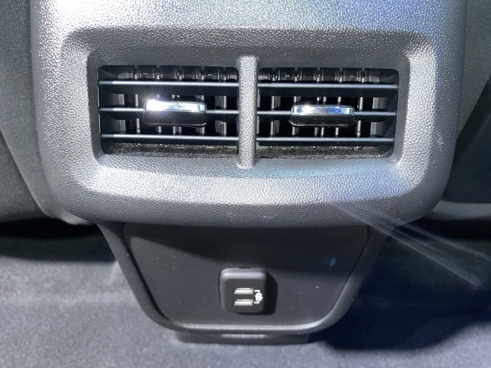 Used 2020 GMC Terrain SLE w/ Driver Convenience Package image 25