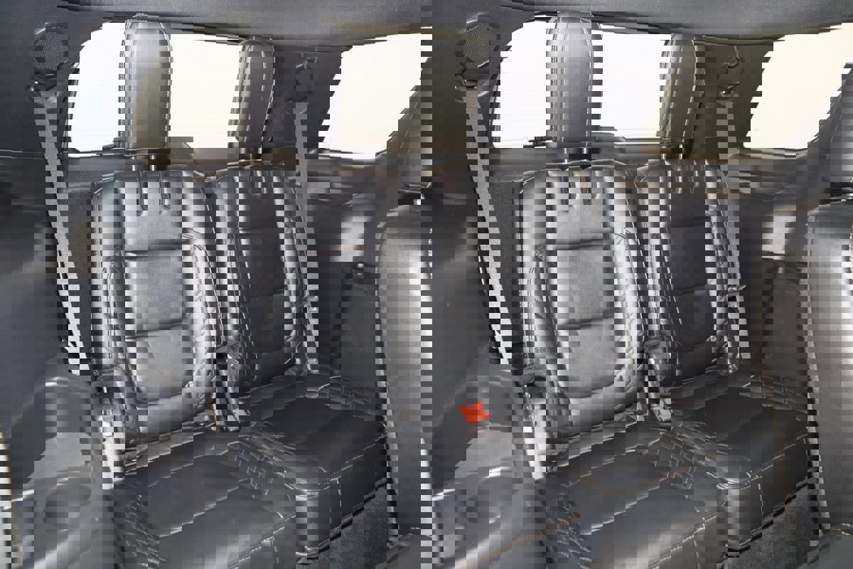 Used 2016 Ford Explorer Platinum image 14