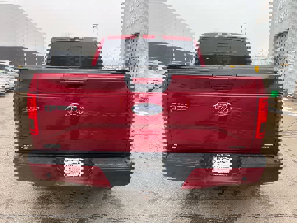 Used 2016 Ford F150 XLT w/ Equipment Group 302A Luxury image 9