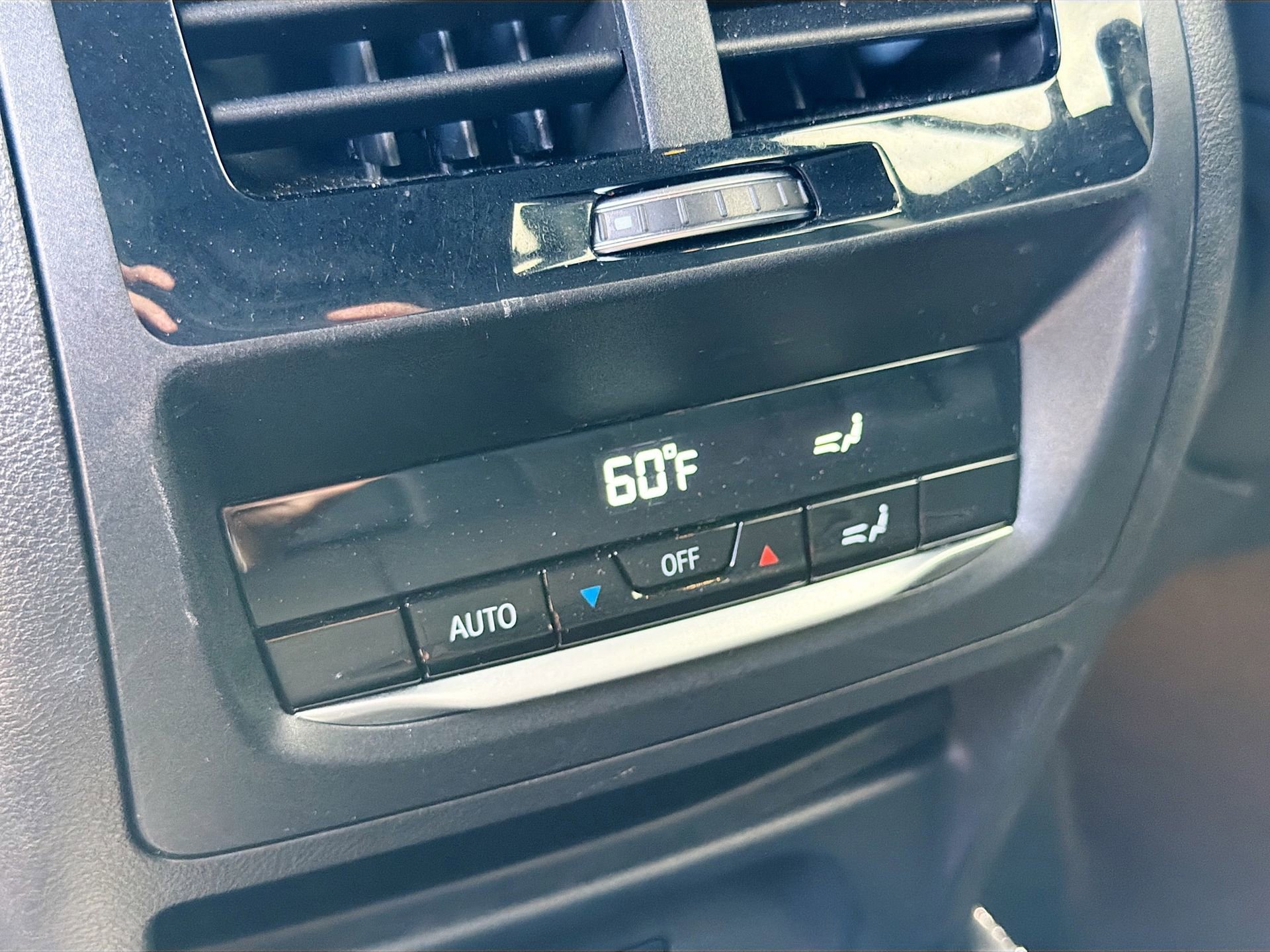 Certified 2023 BMW X3 sDrive30i w/ Convenience Package image 21