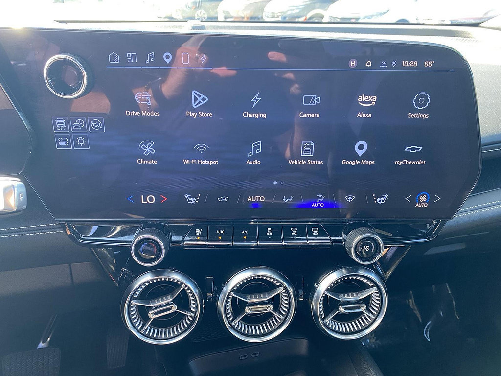 Certified 2024 Chevrolet Blazer EV LT AWD/4WD image 27