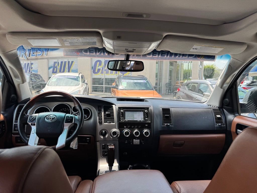 Used 2016 Toyota Sequoia Platinum AWD/4WD image 18