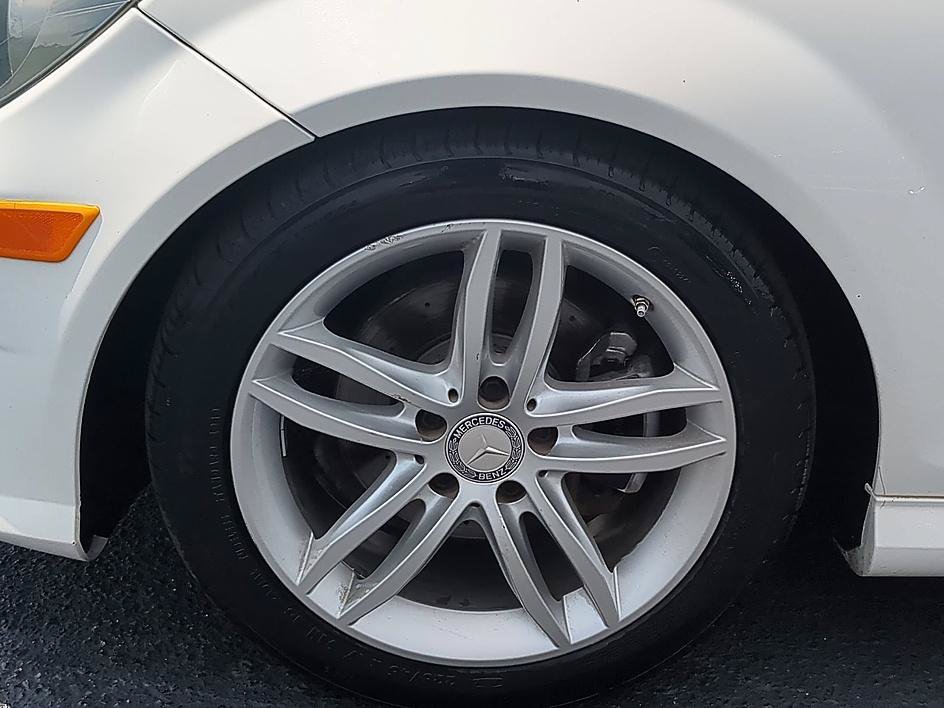 Used 2014 Mercedes-Benz C 250 Sedan image 12