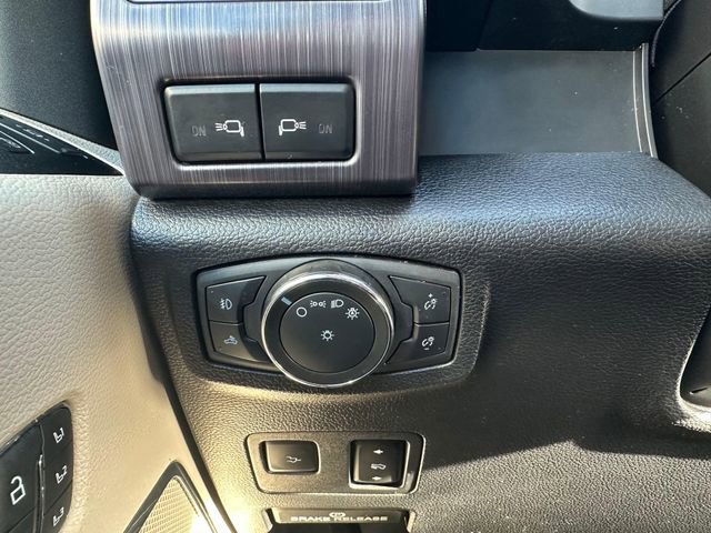 Used 2020 Ford F350 Limited image 13