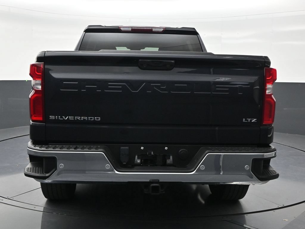Used 2024 Chevrolet Silverado 1500 LTZ RWD image 4