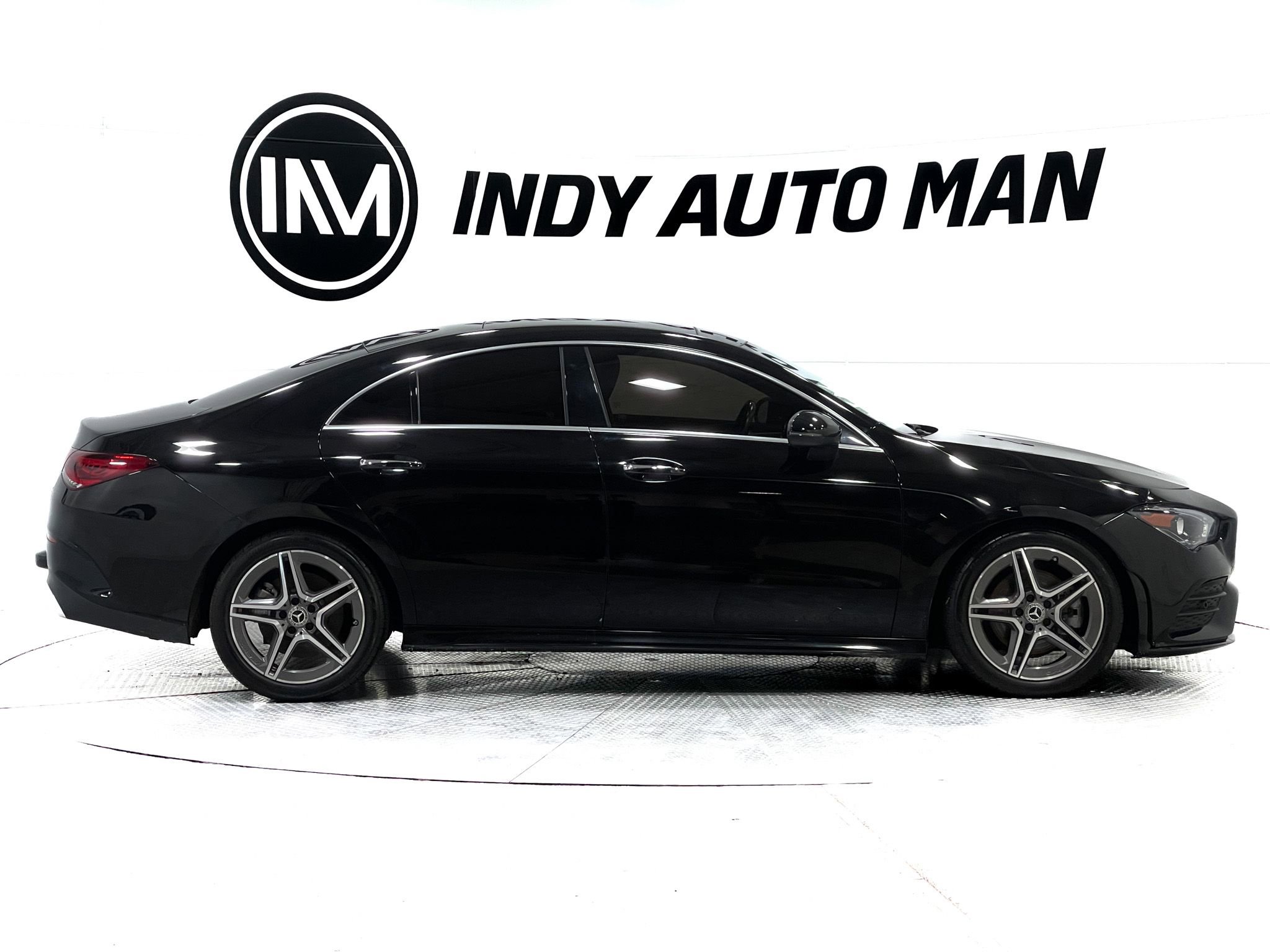 Used 2022 Mercedes-Benz CLA 250 4MATIC image 3