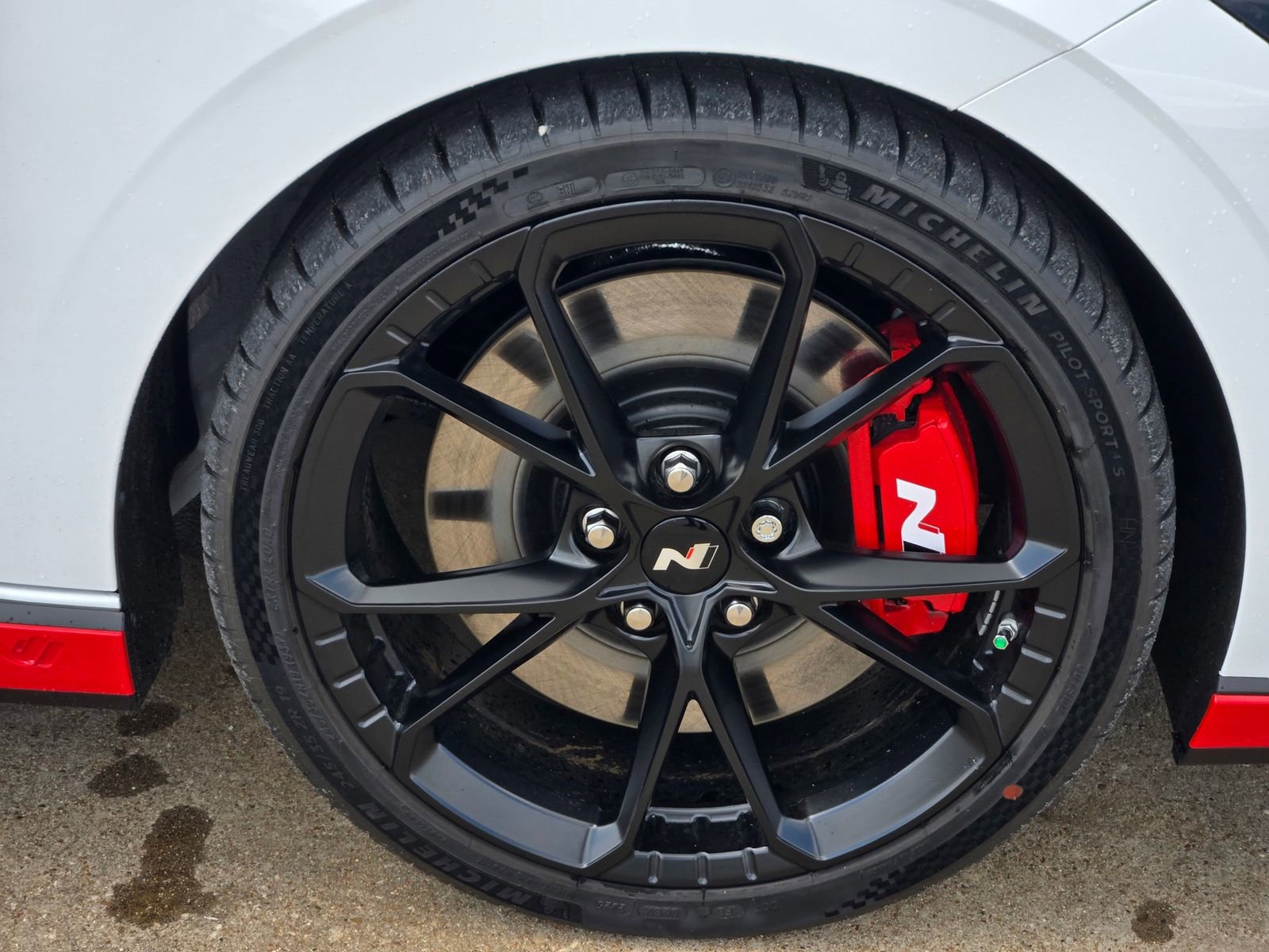 New 2026 Hyundai Elantra N FWD image 7