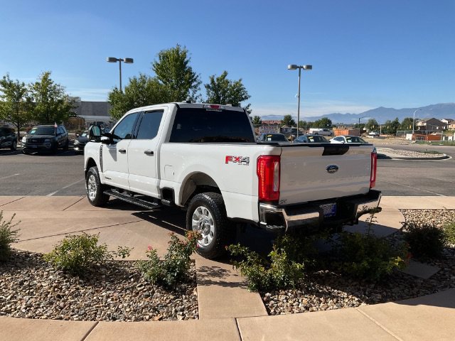 Used 2024 Ford F250 XLT w/ FX4 Off-Road Package AWD/4WD image 6