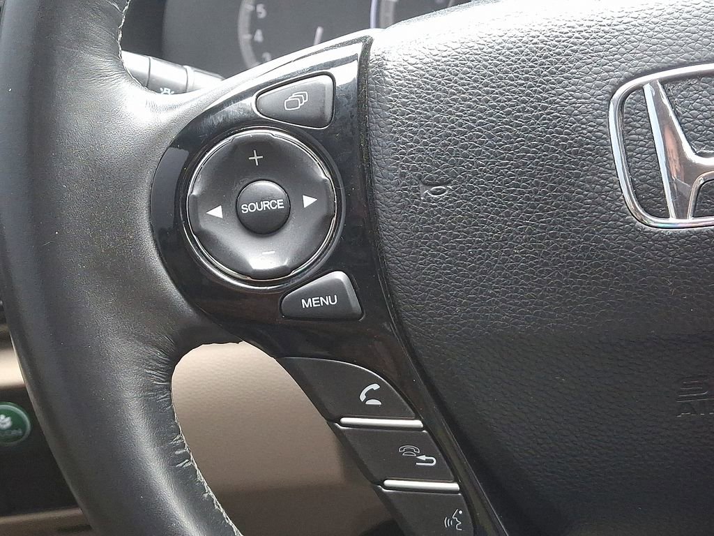 Used 2016 Honda Accord EX-L image 23
