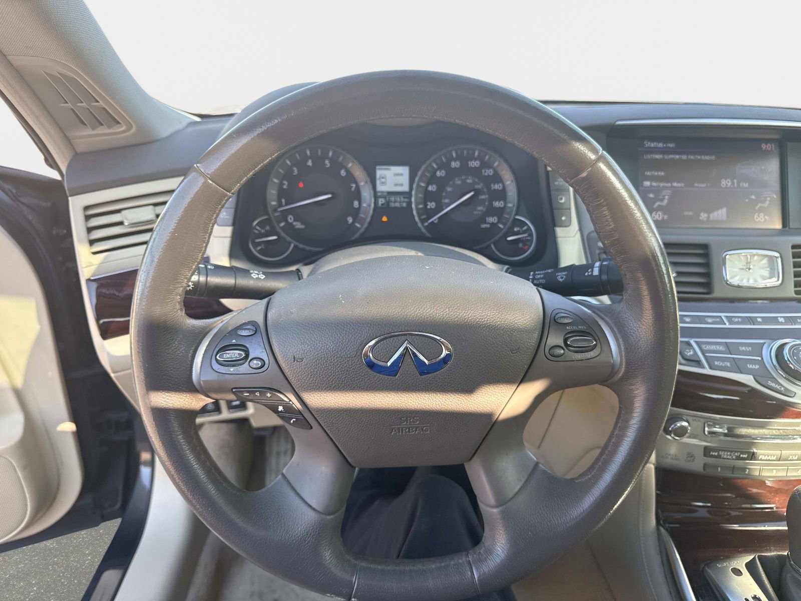 Used 2015 INFINITI Q70 3.7 image 27