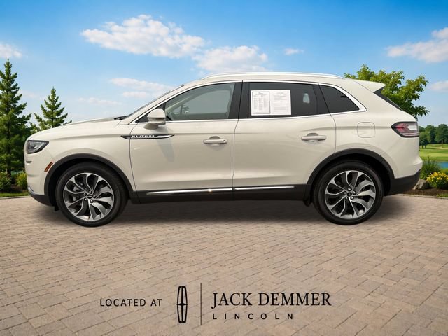 Certified 2023 Lincoln Nautilus Reserve AWD/4WD image 3
