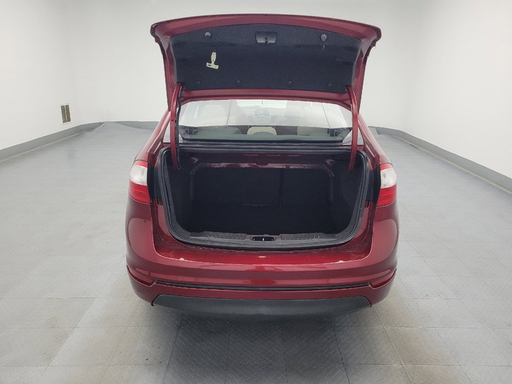 Used 2015 Ford Fiesta SE image 29