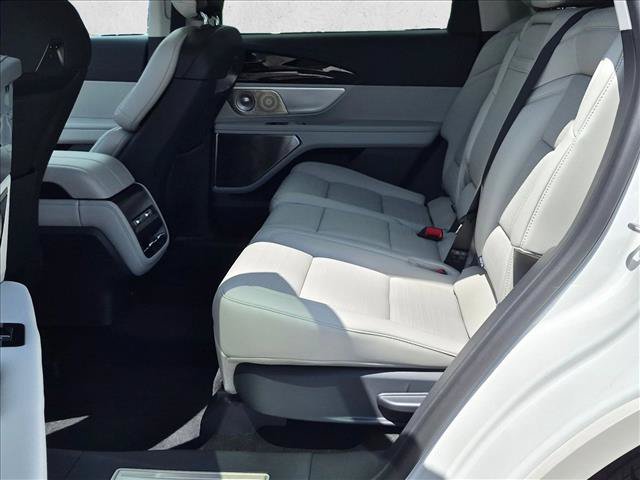 New 2026 Lincoln Nautilus Reserve AWD/4WD image 14