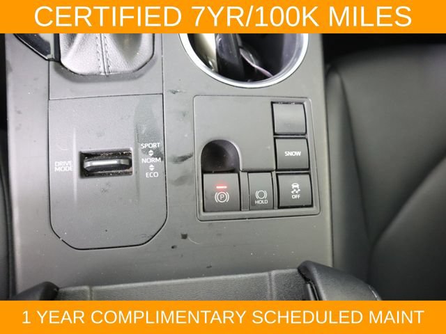 Used 2024 Toyota Highlander XLE FWD image 43